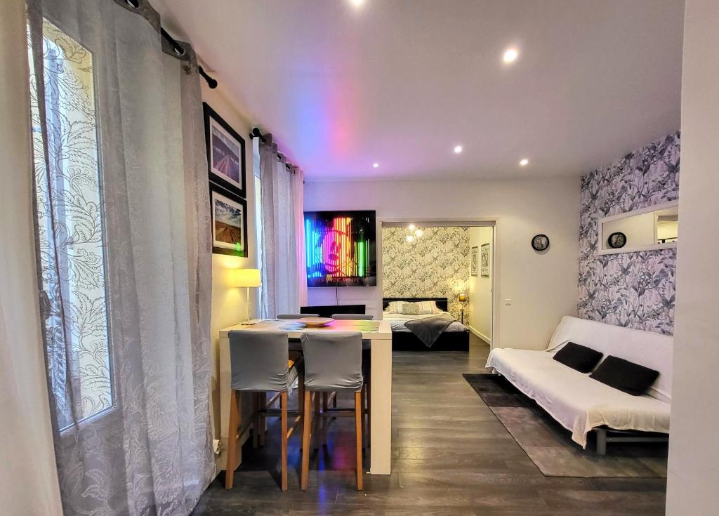 Centre Cannes , 3 min Palais , Clim , WiFi - 1