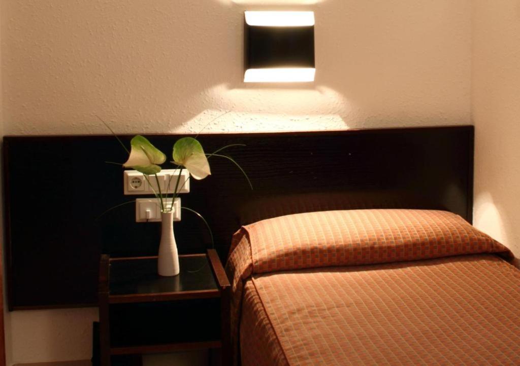 Hotel Monegal - 4