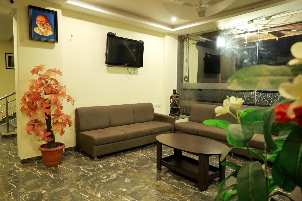 Hotel Sai Bansi photo