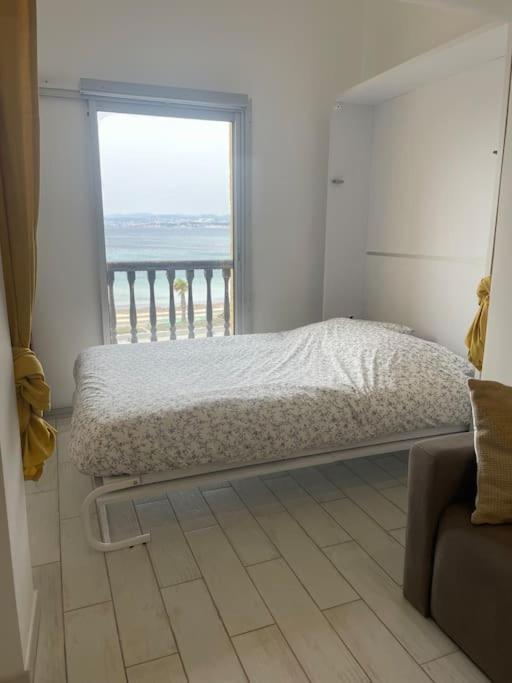 "Le 63 aux Charmettes" Au Brusc Vue Mer Parking Wifi etc inclus - 4