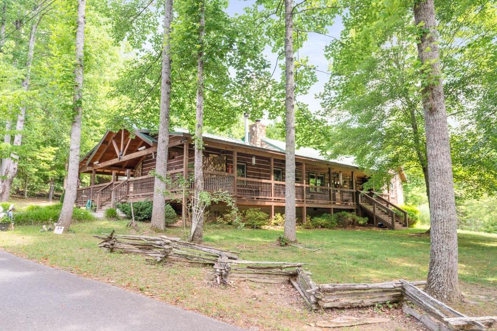 Perfect Place cabin, Sevierville