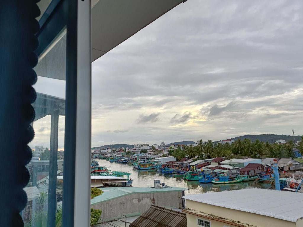 Nha nghi Phuong Dung photo