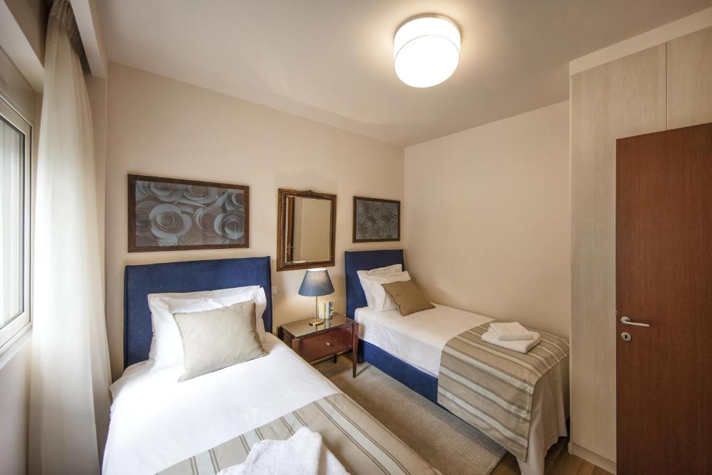 2 bedroom flat next to Acropolis photo