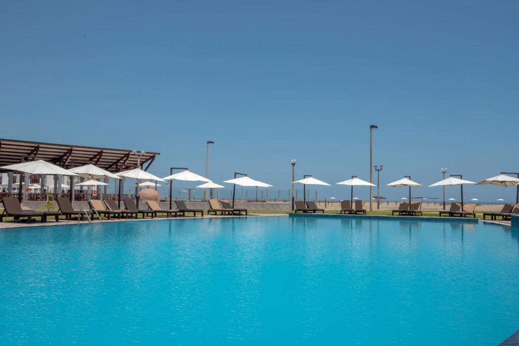 DM Hoteles Asia — Hotel in Asia