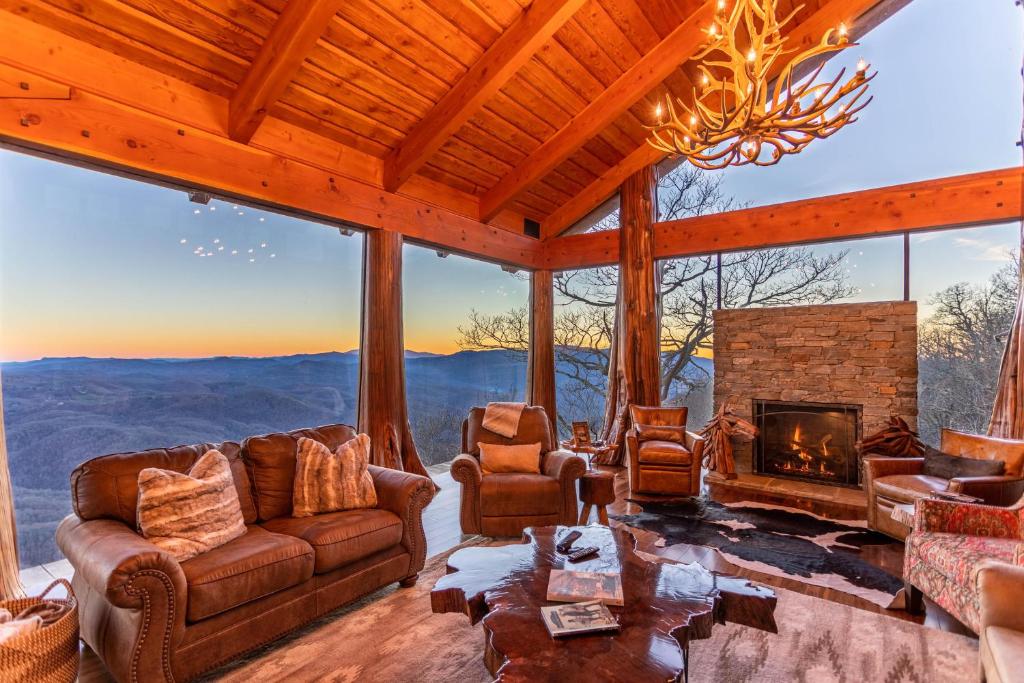 The Flying Eagle at Eagles Nest, Banner Elk