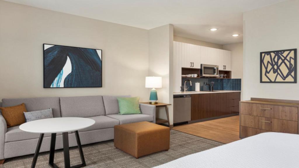 Staybridge Suites Lexington S Medical Ctr Area photo
