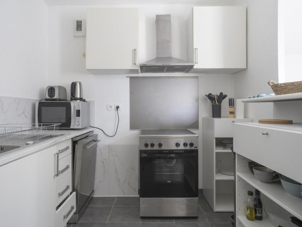 Appartement T3 à 50m de l'océan avec terrasse, parking et Wi-Fi - Refait à neuf, centre de Biscarrosse - FR-1-521-155 - 3