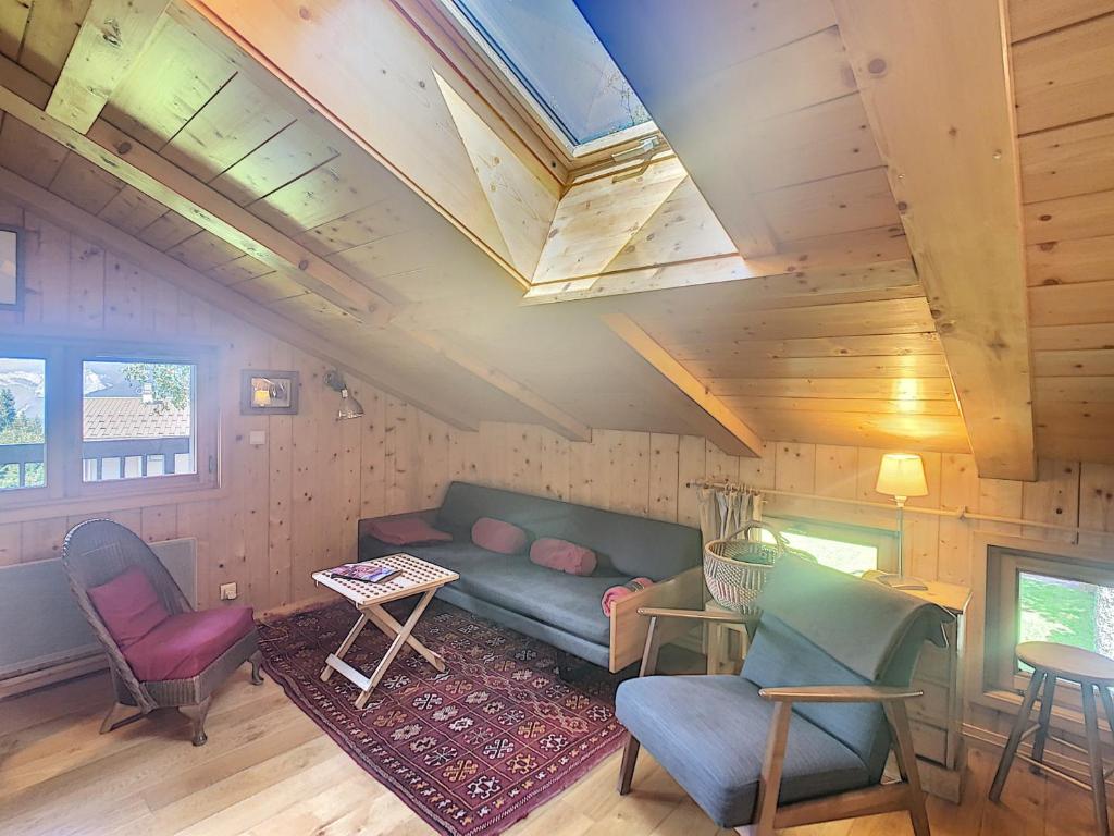 Appartement cosy avec mezzanine, au pied des pistes à Combloux, parking inclus - 2