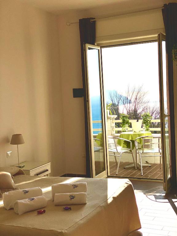 Mini Hotel photo