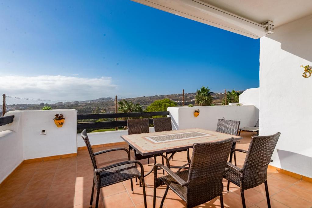 Lotus 2401 - Beautiful apartment with pool & sea view - 3
