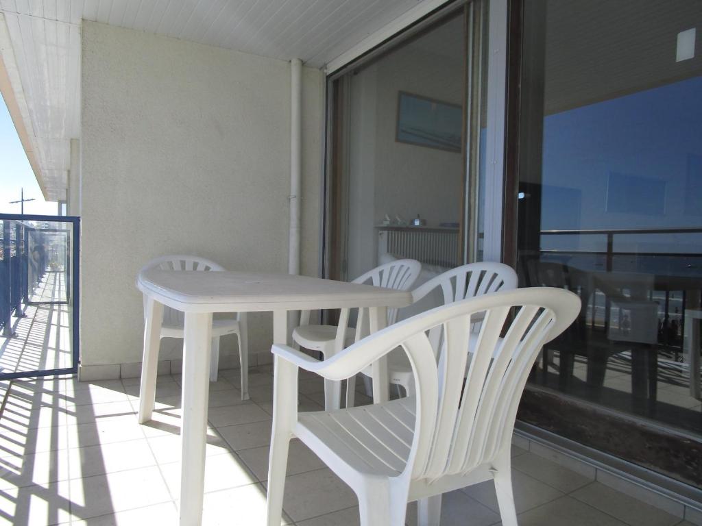 Appartement 2 chambres face à la mer avec balcon et wifi - FR-1-197-428 - 4