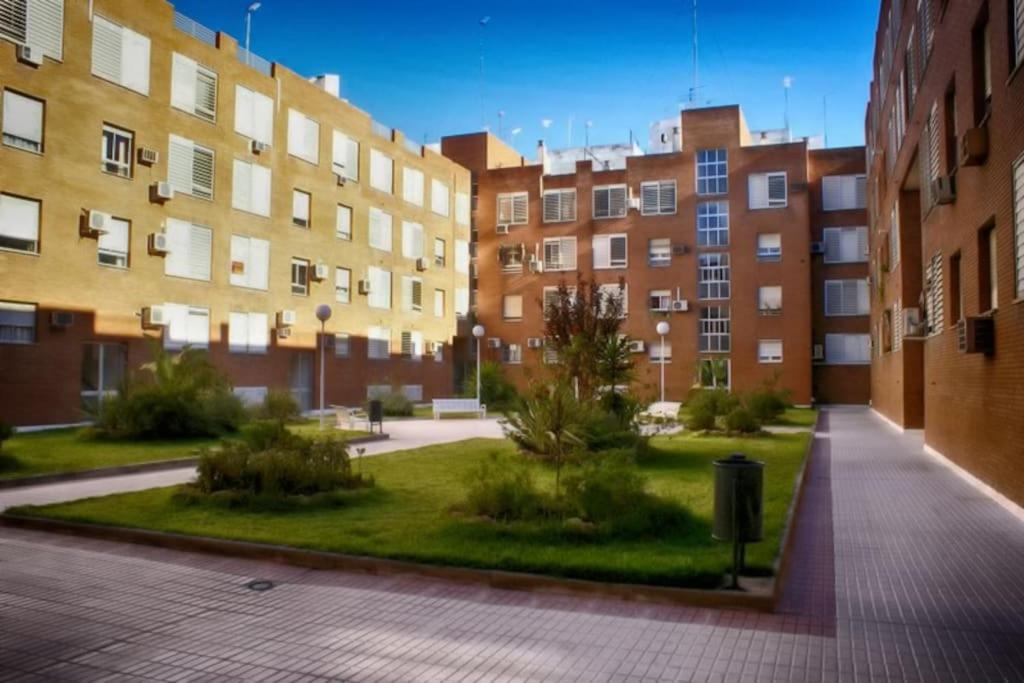 HOME@PORVENIR VFT/SE/03555 - 3