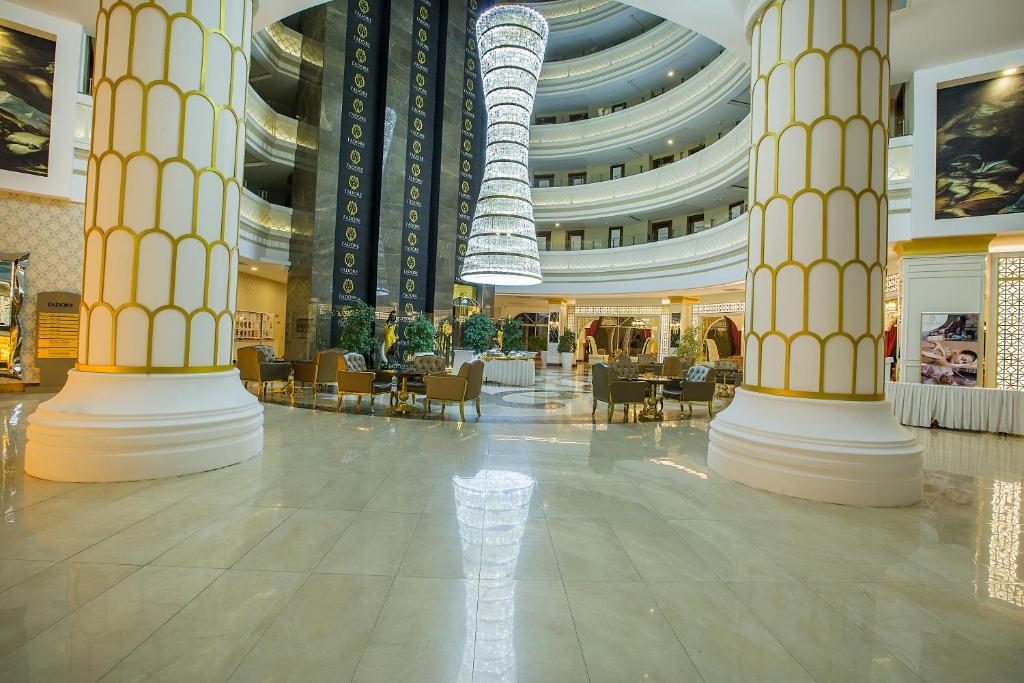 J'adore Deluxe Hotel & Spa Ultra All Inclusive — Side