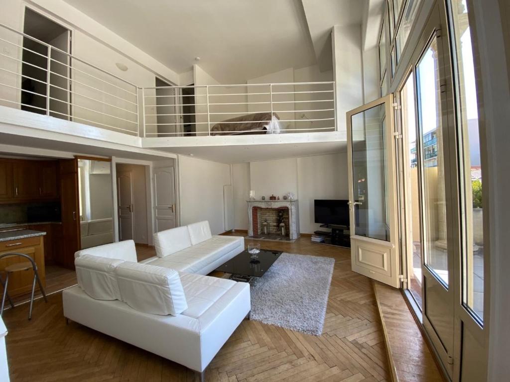 Appartement T4 Duplex Centre Arcachon, Terrasse Sud, Proche Plage et Commerces, Parking Inclus - FR-1-474-3 - 3