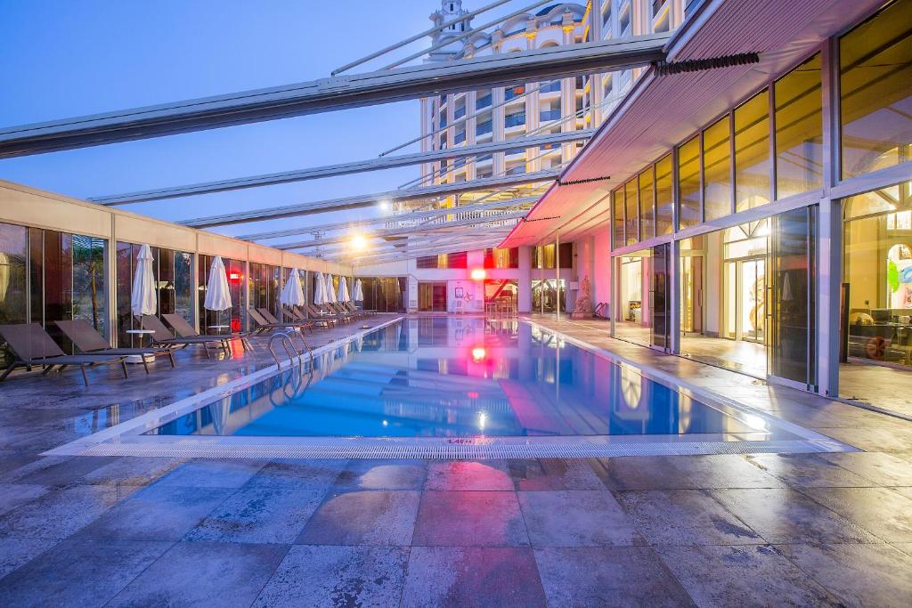 J'adore Deluxe Hotel & Spa Ultra All Inclusive — Side