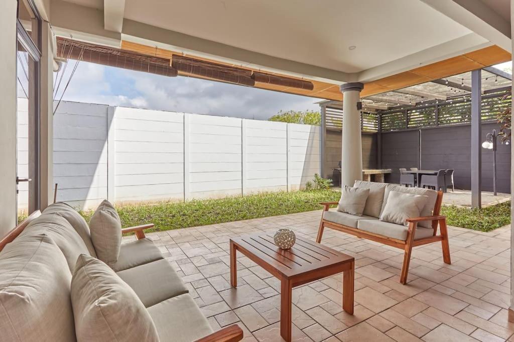 New in the heart of the city 5 min to US Embassy, Nuevo Cuscatlán