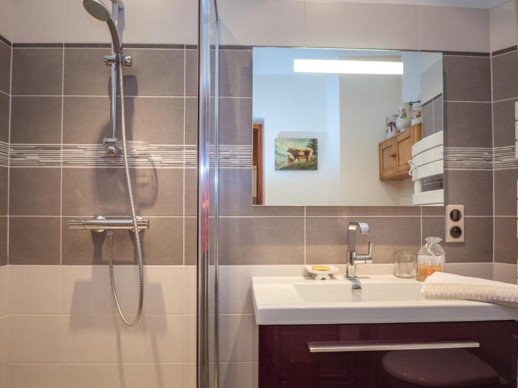 Superbe 4* Appartement de 3 Chambres au Cœur de Chamonix avec Wifi - FR-1-343-186 - 3