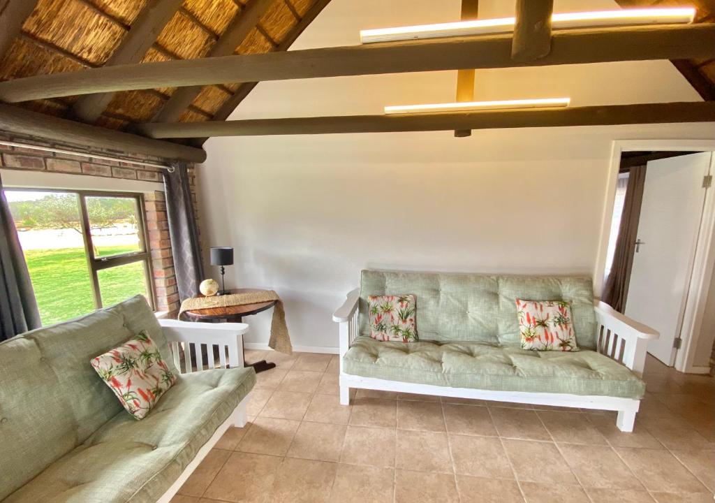 Charihandra Game Lodge photo