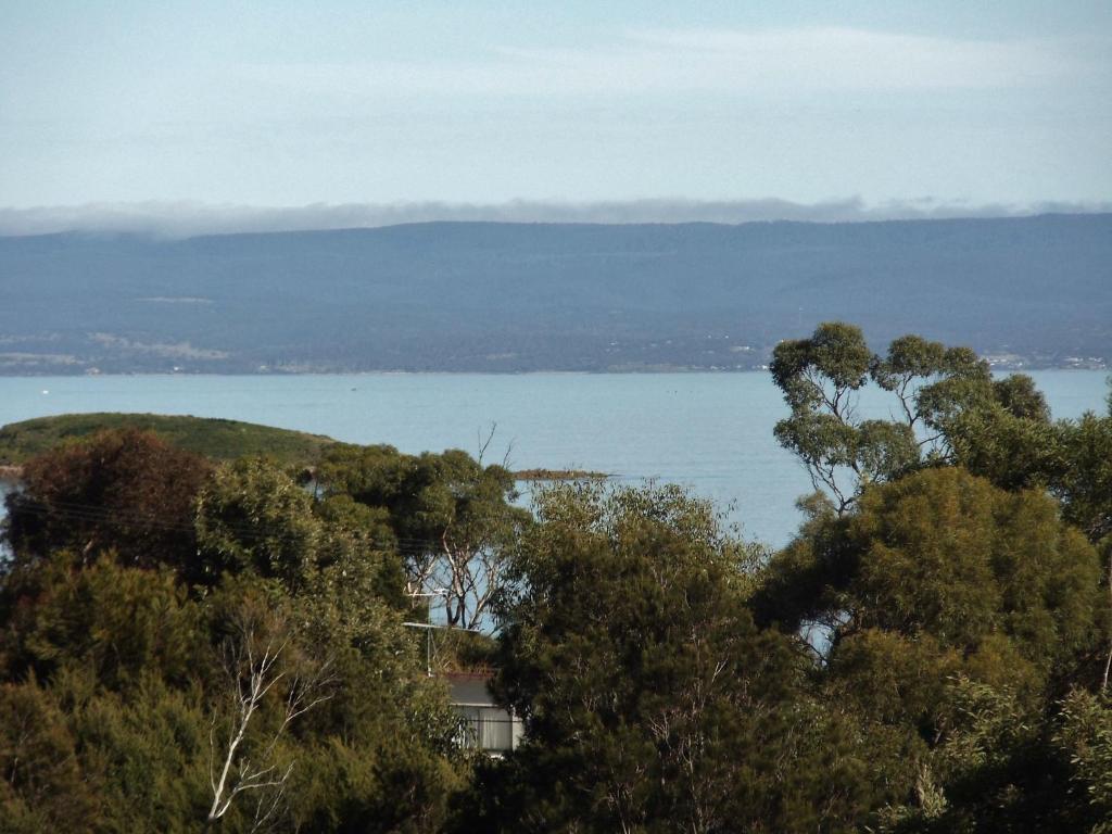 Coles Bay House photo