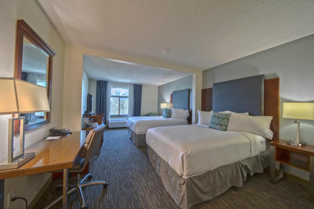 Wingate by Wyndham Round Rock Hotel & Conference Center photo