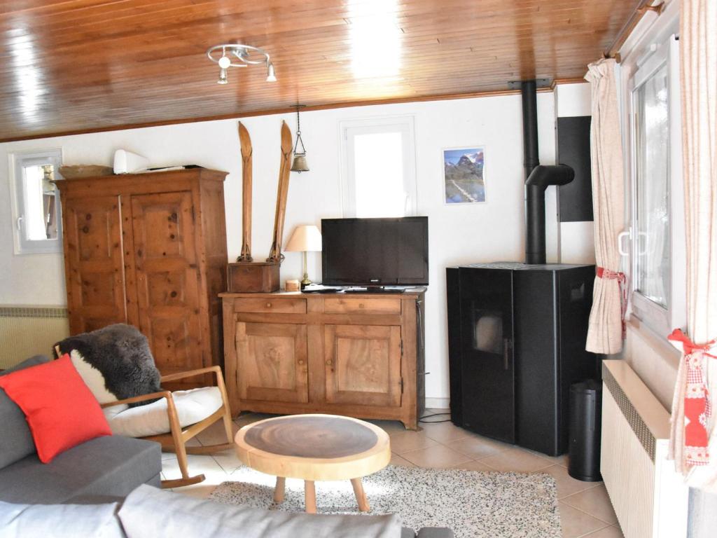 Chalet mitoyen avec jardinet, 3 pièces, 6 personnes - FR-1-464-8 - 2