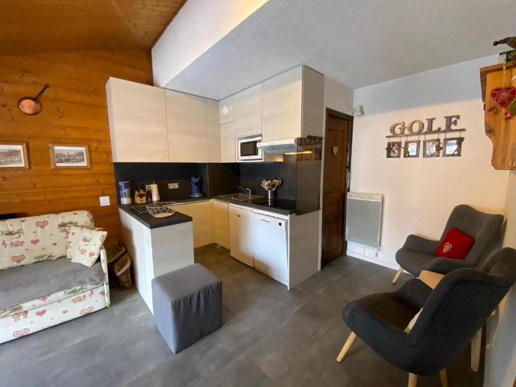Appartement cosy près des pistes avec WIFI et parking - FR-1-693-18 - 4