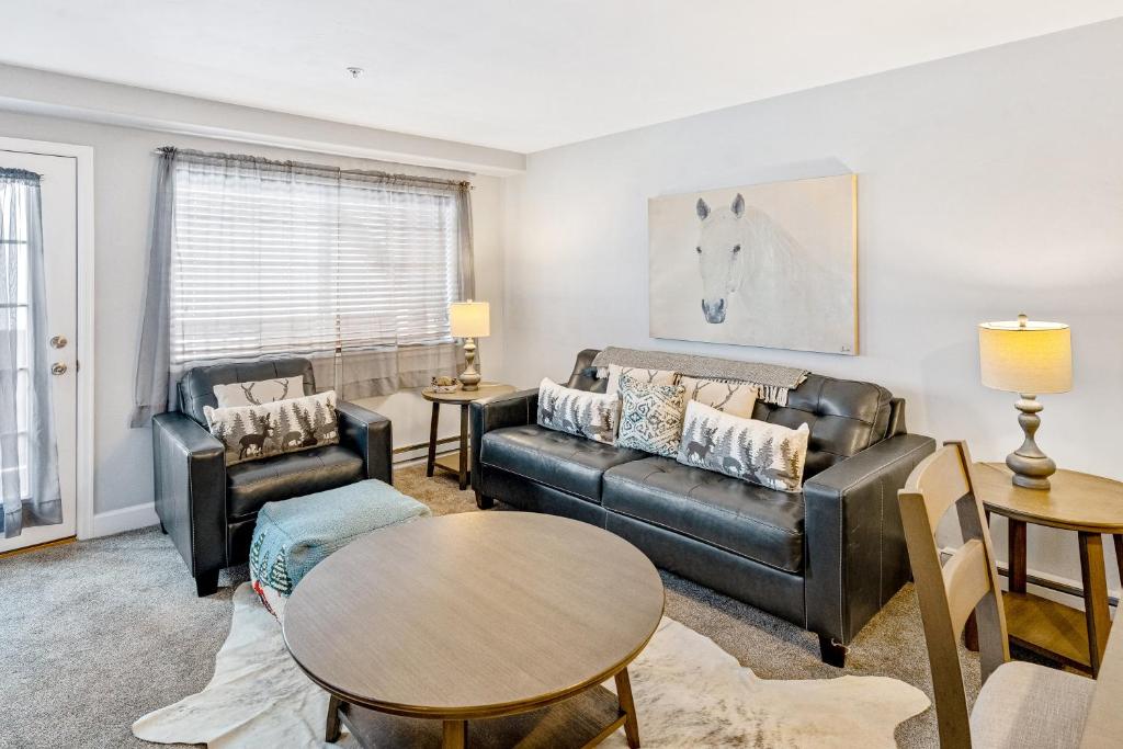 First Tracks 4202, Steamboat Springs