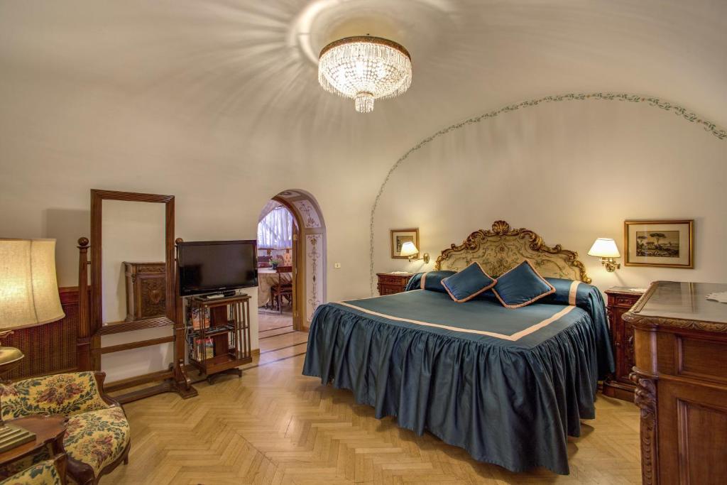 Hotel Room 3