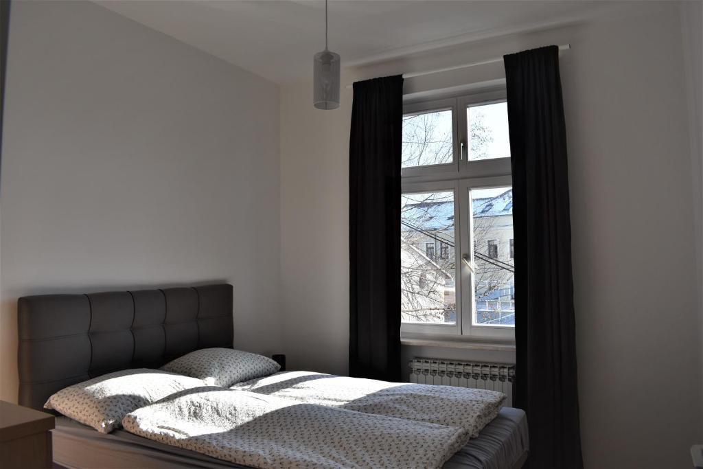 Apartment Mejtas with free parking - 1