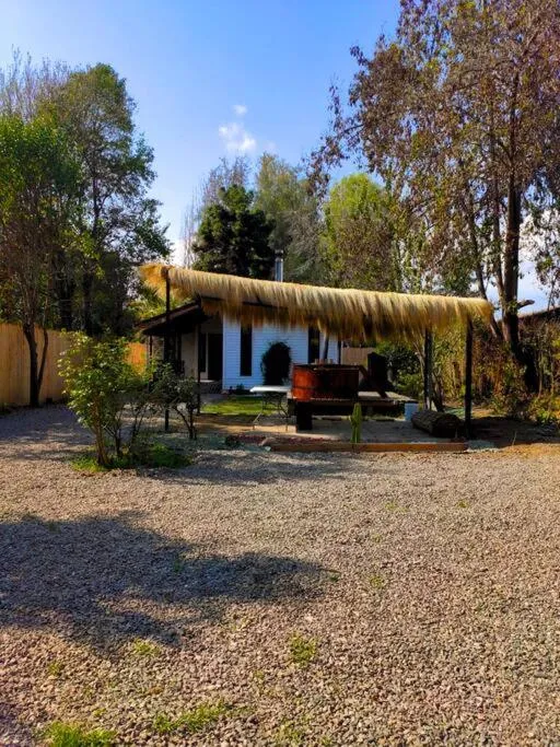 Moderna Cabaña con tinaja caliente，位于皮尔克的酒店