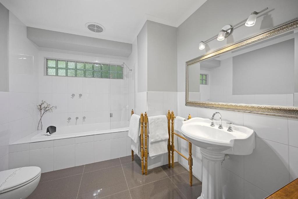 Amelina Cottages photo
