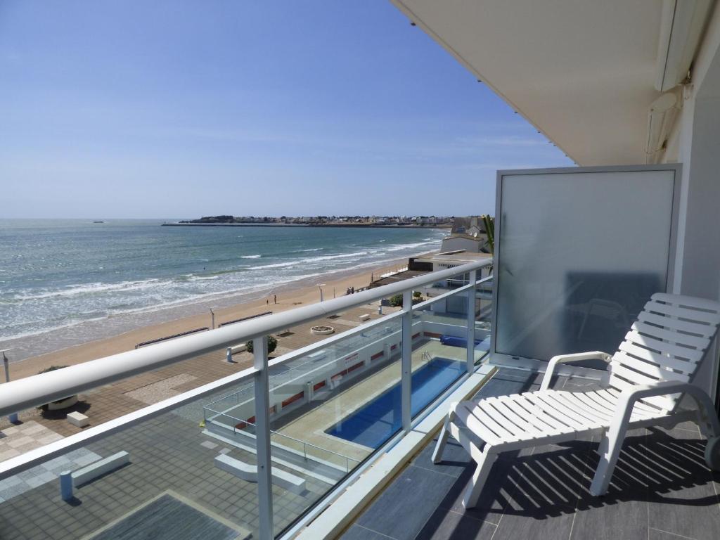 Appartement Saint-Gilles-Croix-de-Vie, 3 pieces, 6 personnes - FR-1-428-63 — Hotel in Saint-Gilles-Croix-de-Vie