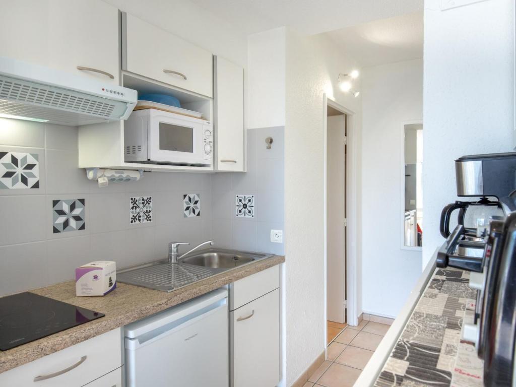 Studio climatisé 2 pers proche plage et commerces avec balcon et wifi à Saint-Raphaël - FR-1-466A-28 - 2