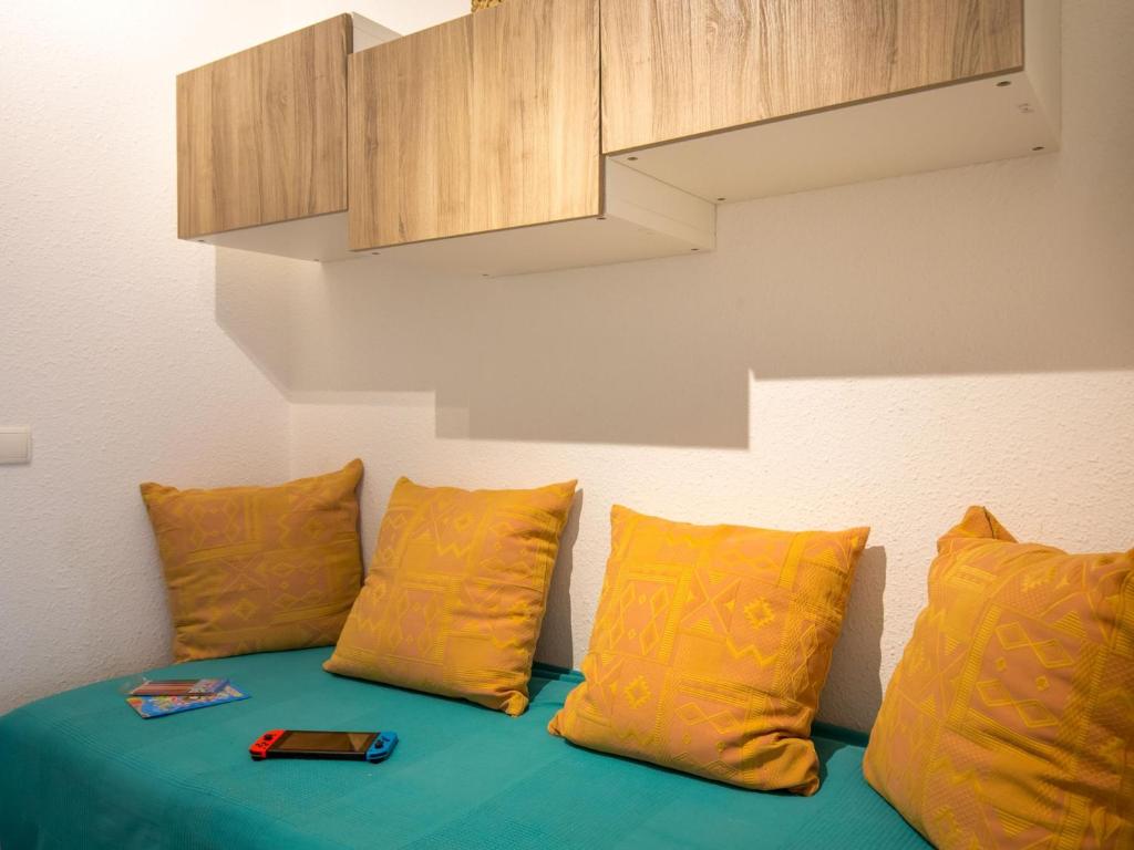 Studio Climatisé Proche Plage et Commerces avec Balcon, Parking, et WiFi à Saint-Raphaël - FR-1-466A-32 - 3