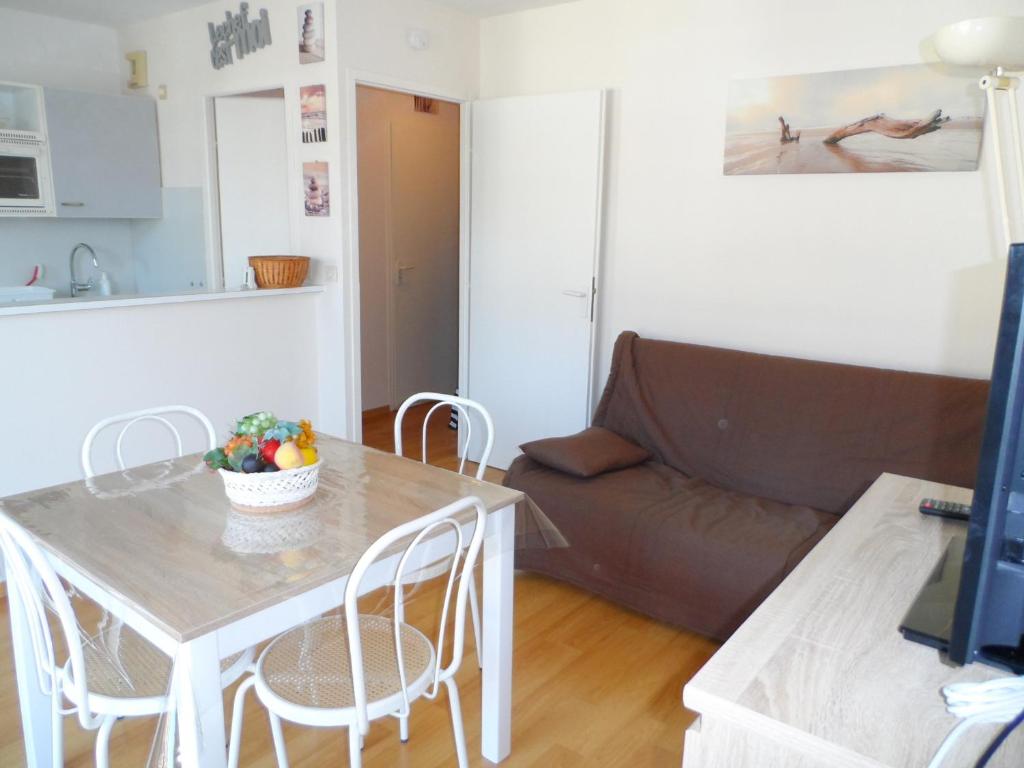 Cabourg: Appartement 2 pièces proche plage avec piscine et parking - FR-1-487-299 - 4