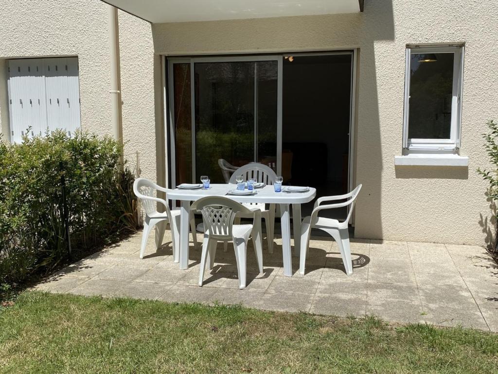Cabourg : Studio Rez-de-Jardin Proche Plage, Animaux Acceptés, TV, Wi-Fi Optionnel - FR-1-487-331 - 4