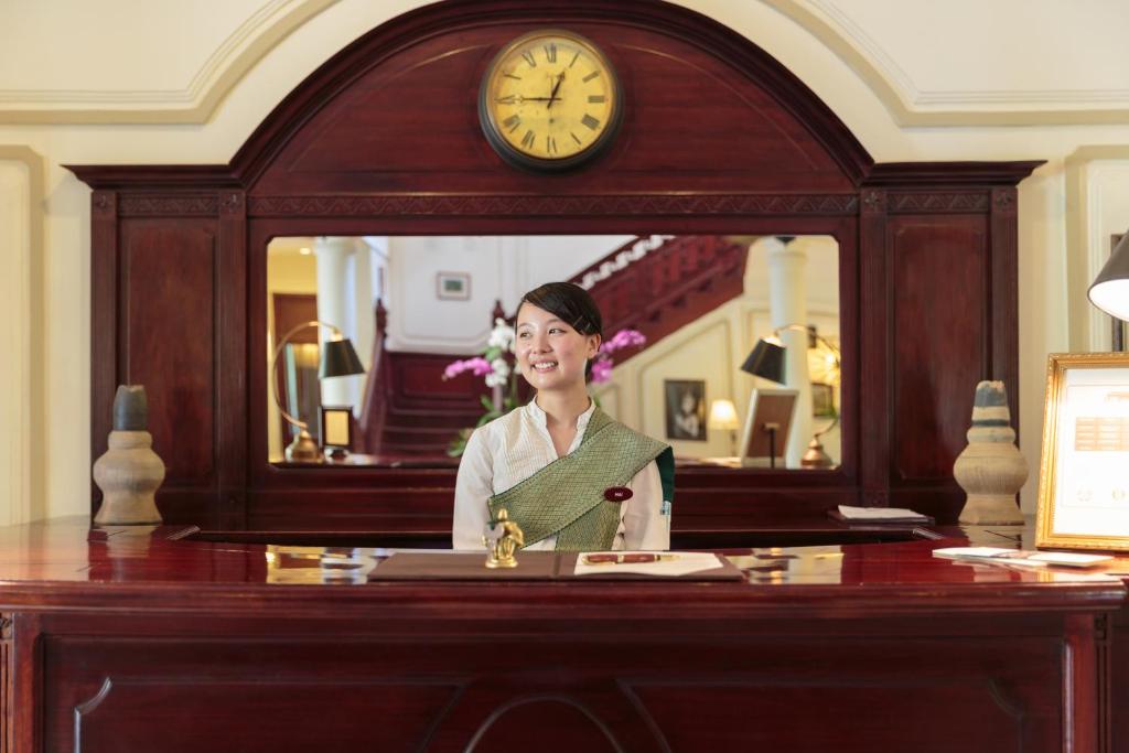 Highly reviewed check-in/out