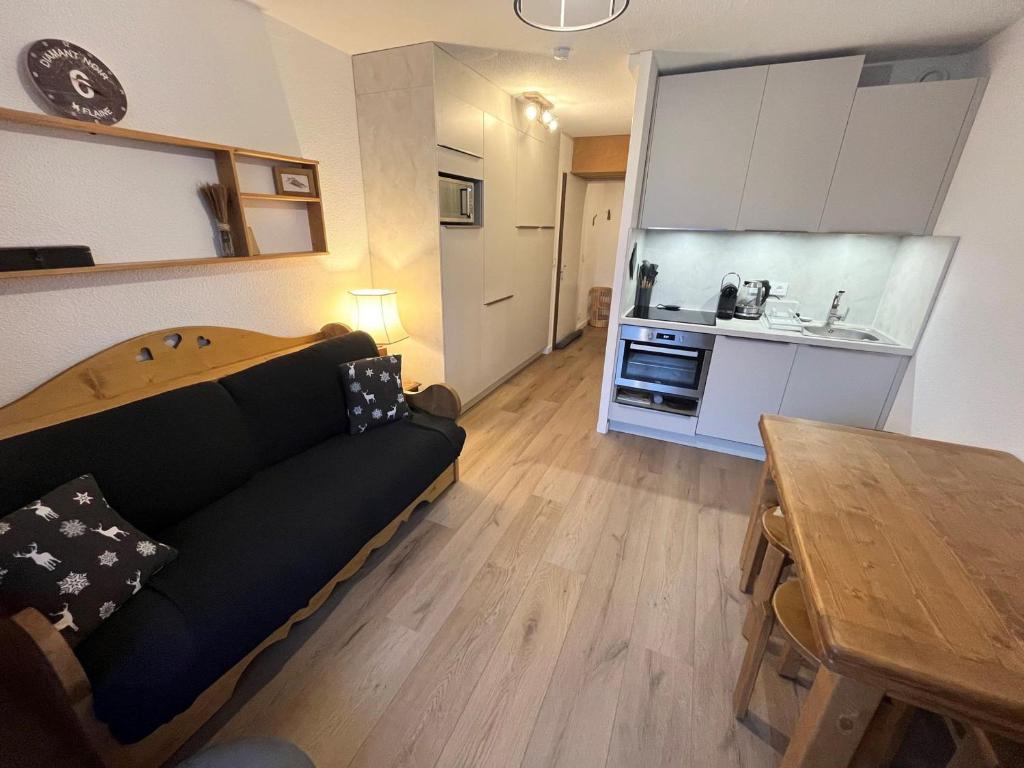 Studio rénové avec cabine et balcon au centre de Flaine - FR-1-425-196 - 3