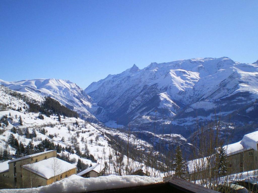 Studio cabine 4 pers au pied des pistes avec parking – Auris en Oisans - FR-1-297-62 - 2