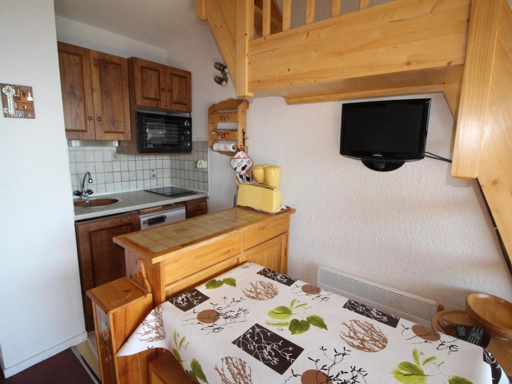 Studio cosy avec mezzanine et balcon au pied des pistes - FR-1-297-158 - 1