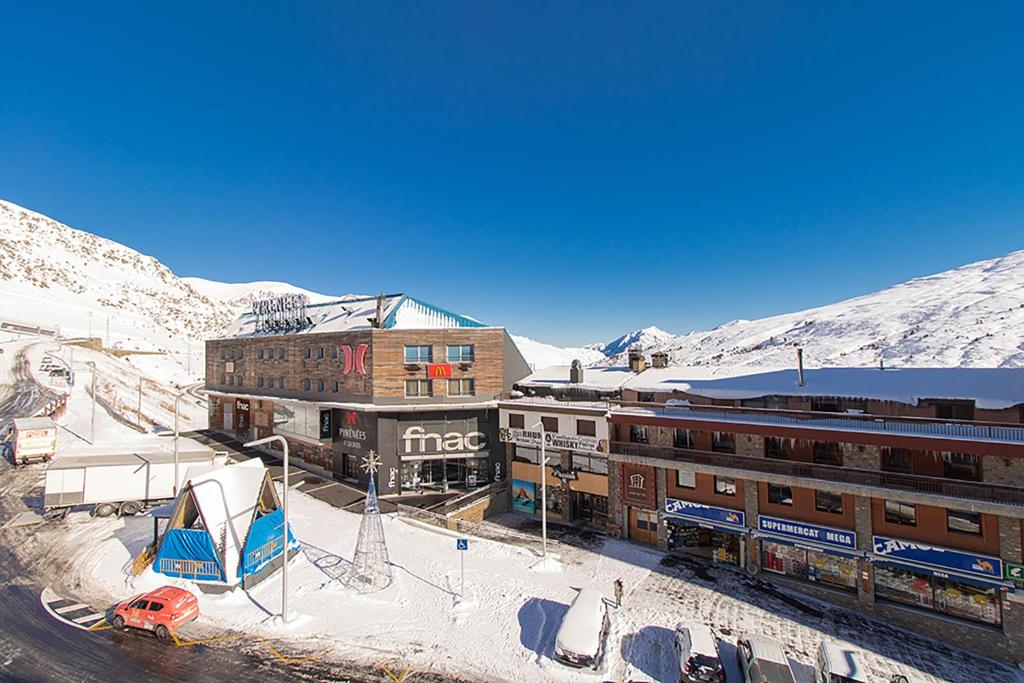 Cims Pas 3000, Pas de la Casa