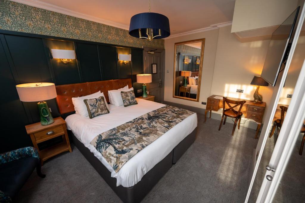 Riverside Hotel by Chef & Brewer Collection photo