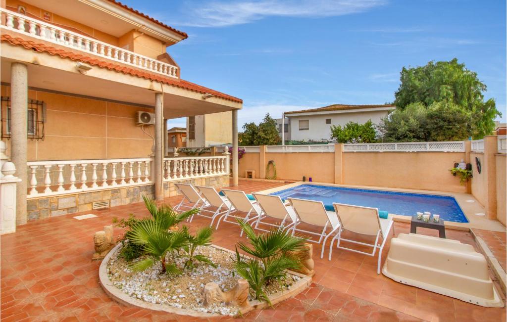 5 Bedroom Amazing Home In Cartagena - 2