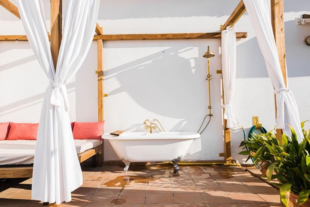 Cosy Loft with Amazing Terrace & Spectacular Views, Granada