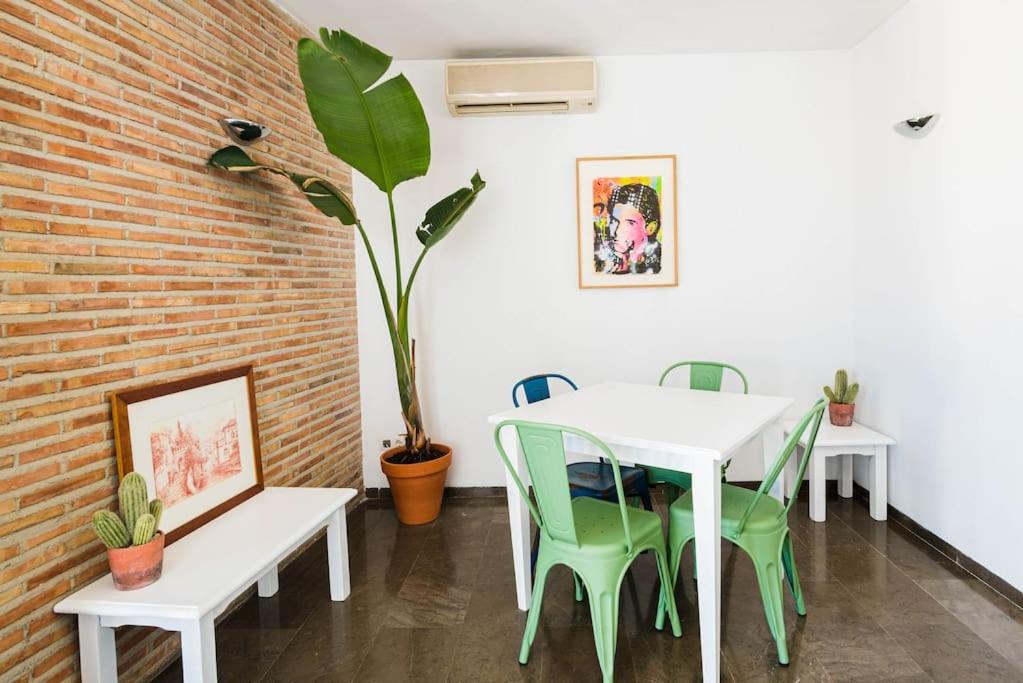 Cosy Flat/Nearly Touching Alhambra/Great Views - 4