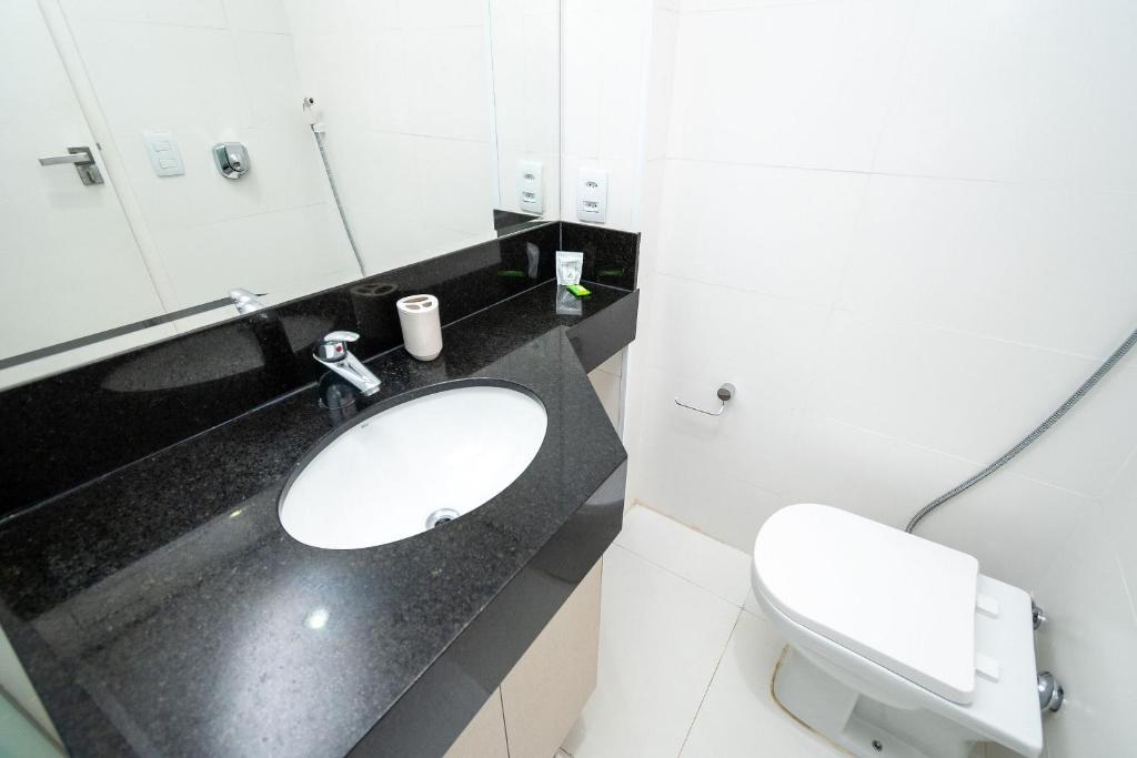 Flat em frente ao HUGO e Pq Areião - BE2209