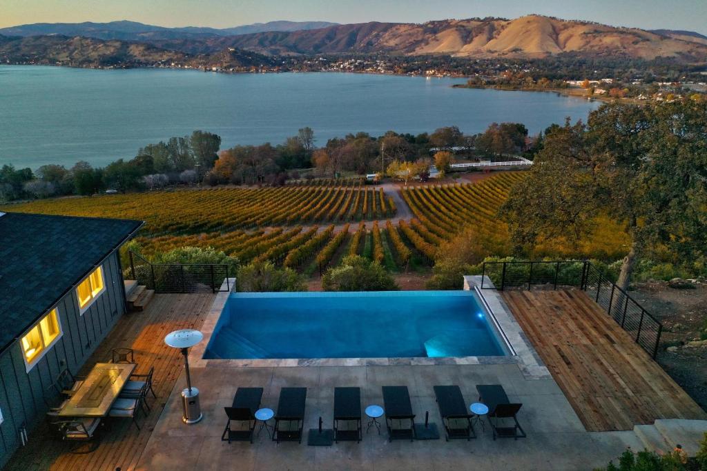 Vineyard Setting With 180 Panoramic Lake Views, Lower Lake
