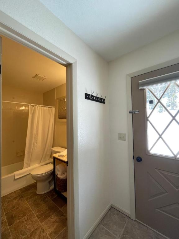 Hideaway Mountain Lodge photo