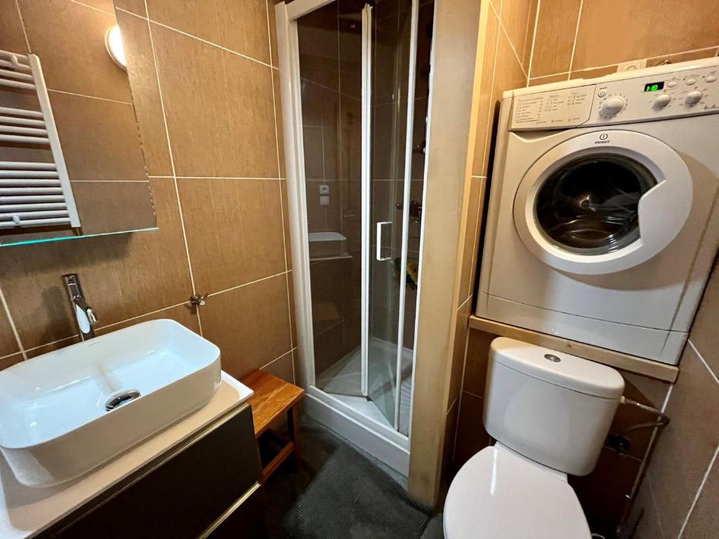 Appartement cosy rénové, 2 pièces, calme, proche pistes et commerces, parking privé - FR-1-598-77 - 5