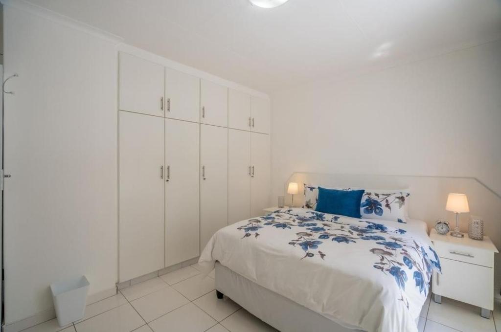 Durban Halaal Accommodation "No Alcohol Strictly Halaal No Parties" Entire Luxury Apartment, 3 Bedro photo